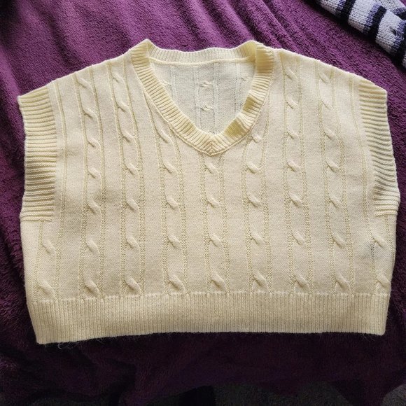 SHEIN Yellow Sweater Vest - Picture 1 of 1